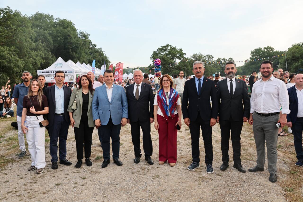 Fwd: (GÖRÜNTÜLÜ - FOTOĞRAFLI) NİLÜFER’DE KARADENİZ COŞKUSU BAŞLADI