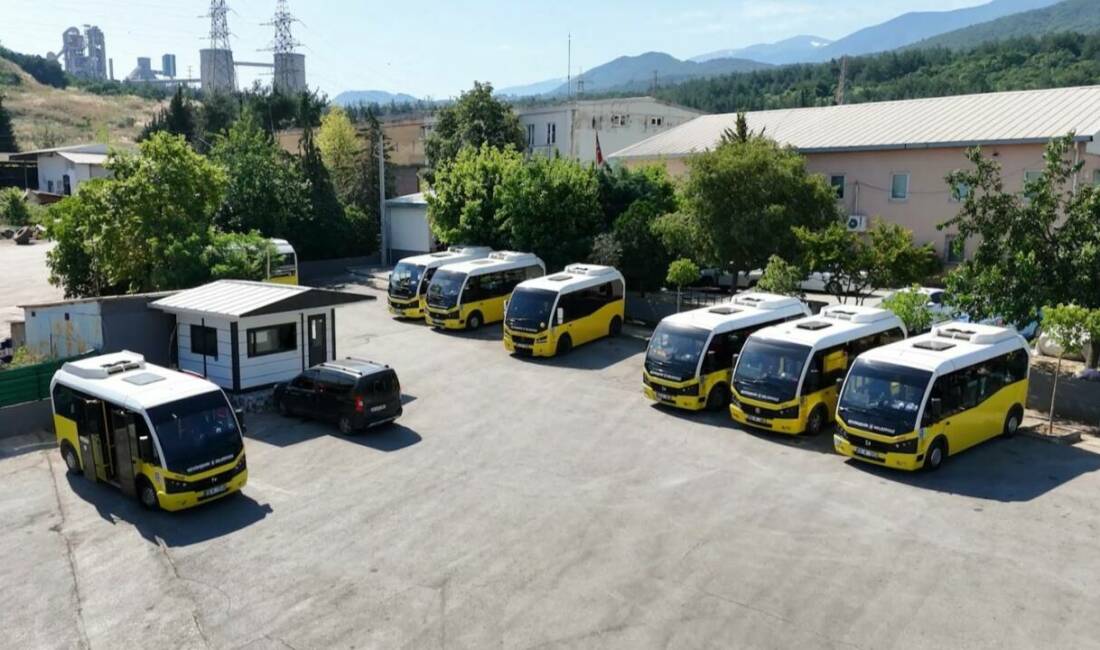Bursa’daki duraklara modern dokunuş Kestel Belediyesi, ilçede ulaşım hizmeti veren minibüs şoförlerinin daha sağlıklı