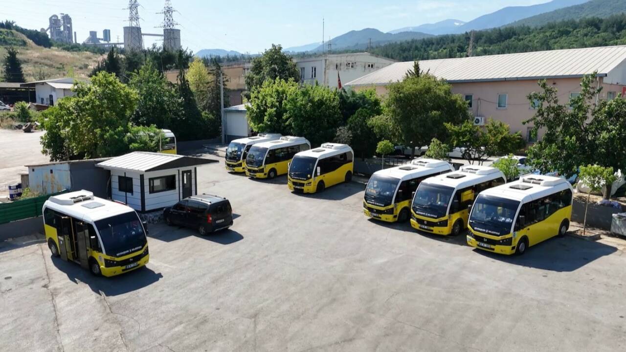 Bursa'daki duraklara modern dokunuş 3 Bursa'daki duraklara modern dokunuş