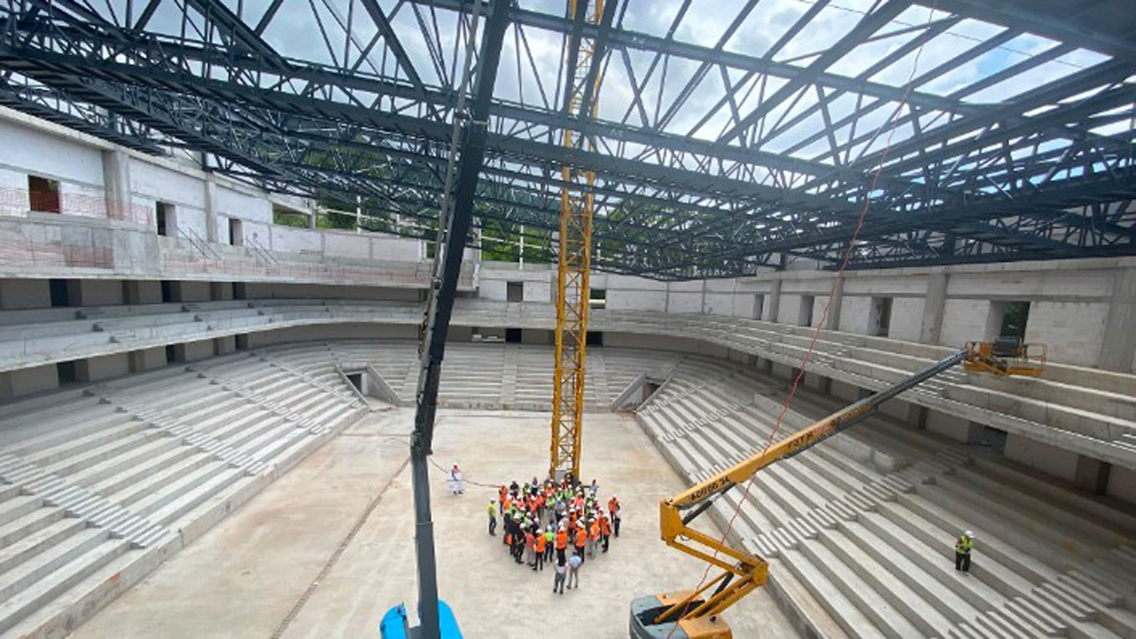 Bursa’da yılların özlemi bitiyor! Heyecanlandıran görüntü 2 5 yazi icin ataturk spor salonu insaati son durum36899otgxsg 1