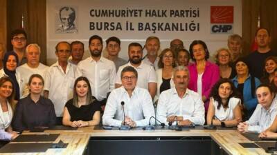 Olay Gazetesi Yazarı Ahmet Emin Yılmaz, CHP Bursa teşkilatında yaşanan