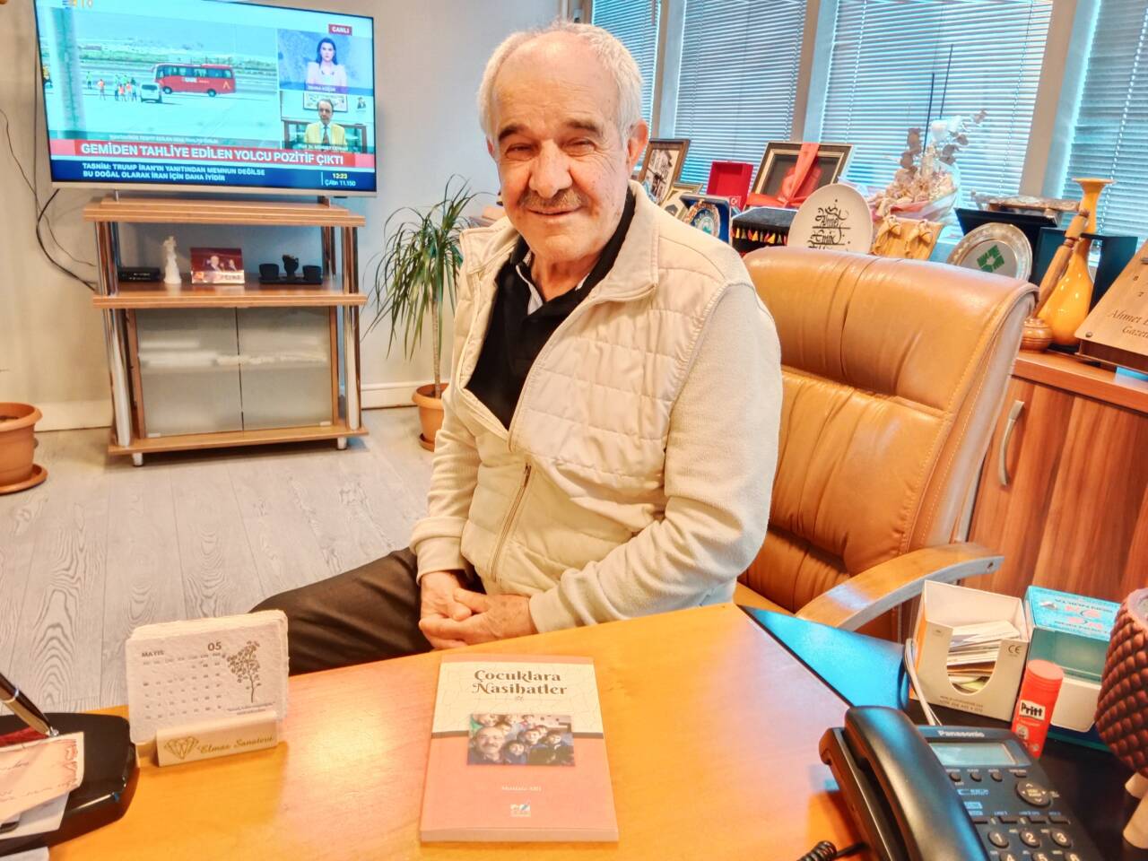 5 yazi icn mustafa ari besinci kitabini yayinladi36144aqpn9i