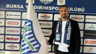 Bursa Yıldırımspor, Gürkan Ferhatoğlu ile sözleşme imzalandığını açıkladı.