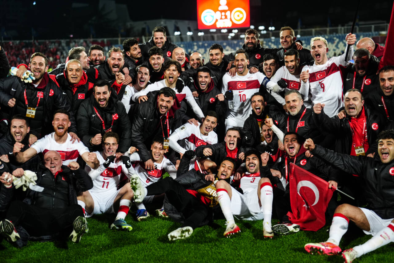 'Bizim Çocuklar' dünya sahnesinde! İşte Bursa'da dev ekran kurulacak yerler 6 5c0dd431dc644da38a5170b18c75ba38