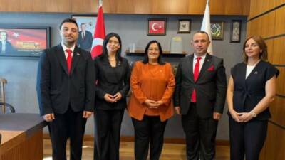 Olay Gazetesi Yazarı Ahmet Emin Yılmaz, AKİD Başkanı Pervin Hazar'ı