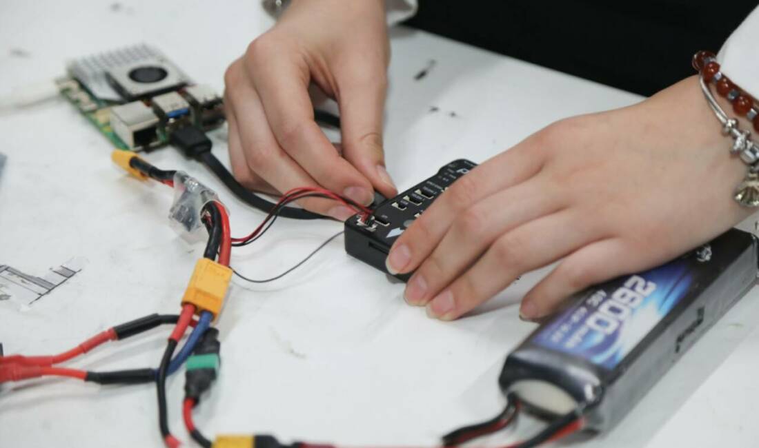 BTÜ öğrencilerinin geliştirdiği yapay zekâ destekli aktif savunma sistemi, IT-PLANET