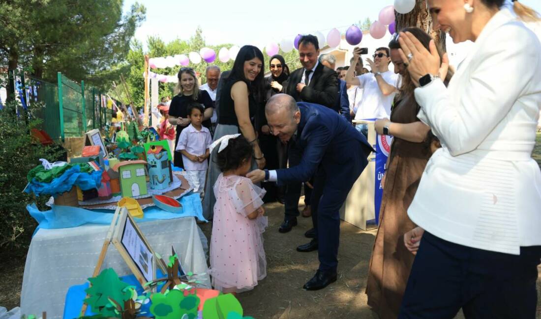 Uludağ Üniversitesi Anaokulu’nun düzenlediği “Bi Dünya Bilim Şenliği ve HOBA