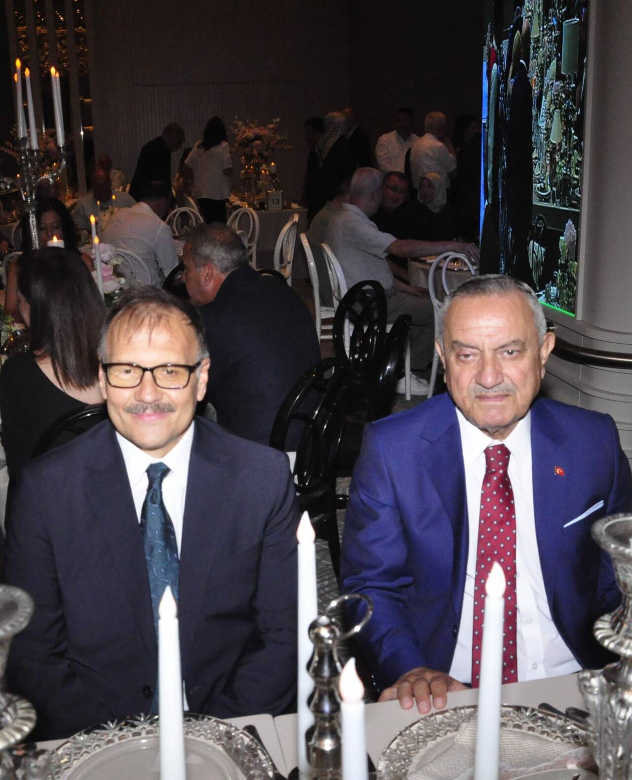 8 devlet eski bakani hakan cavusoglu ali kul