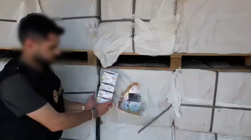 8 milyar liralık kaçak ilaç ve uyuşturucu madde ele geçirildi Ticaret Bakanlığı, Mersin Limanı ve Ağrı Gürbulak Gümrük Kapısı'nda düzenlenen