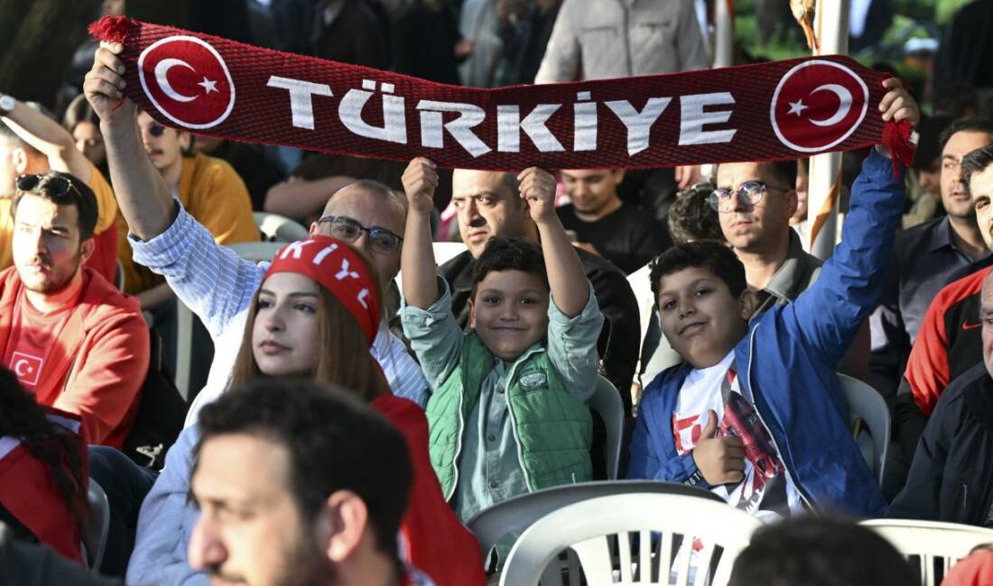 81 ilde milli maç heyecanı Birçok ilde vatandaşlar A Milli Futbol Takımı'nın 2026 FIFA Dünya