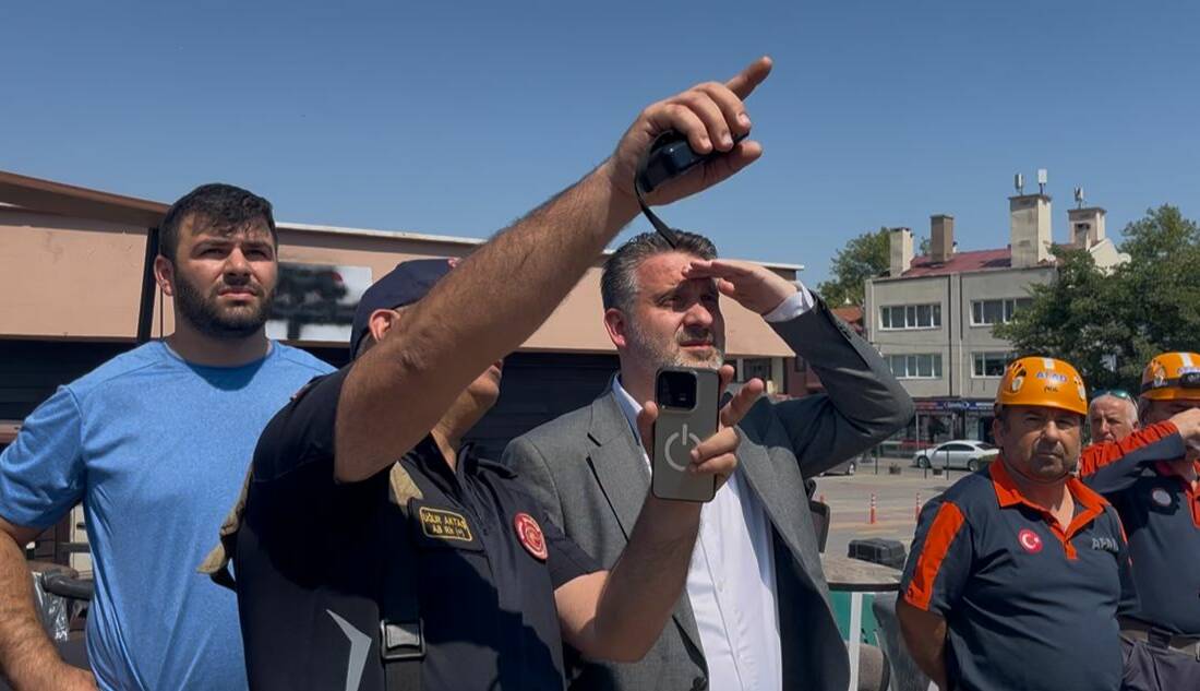 ​Bursa'nın tarihi Kayhan Çarşısı’nda henüz belirlenemeyen bir nedenden dolayı çıkan