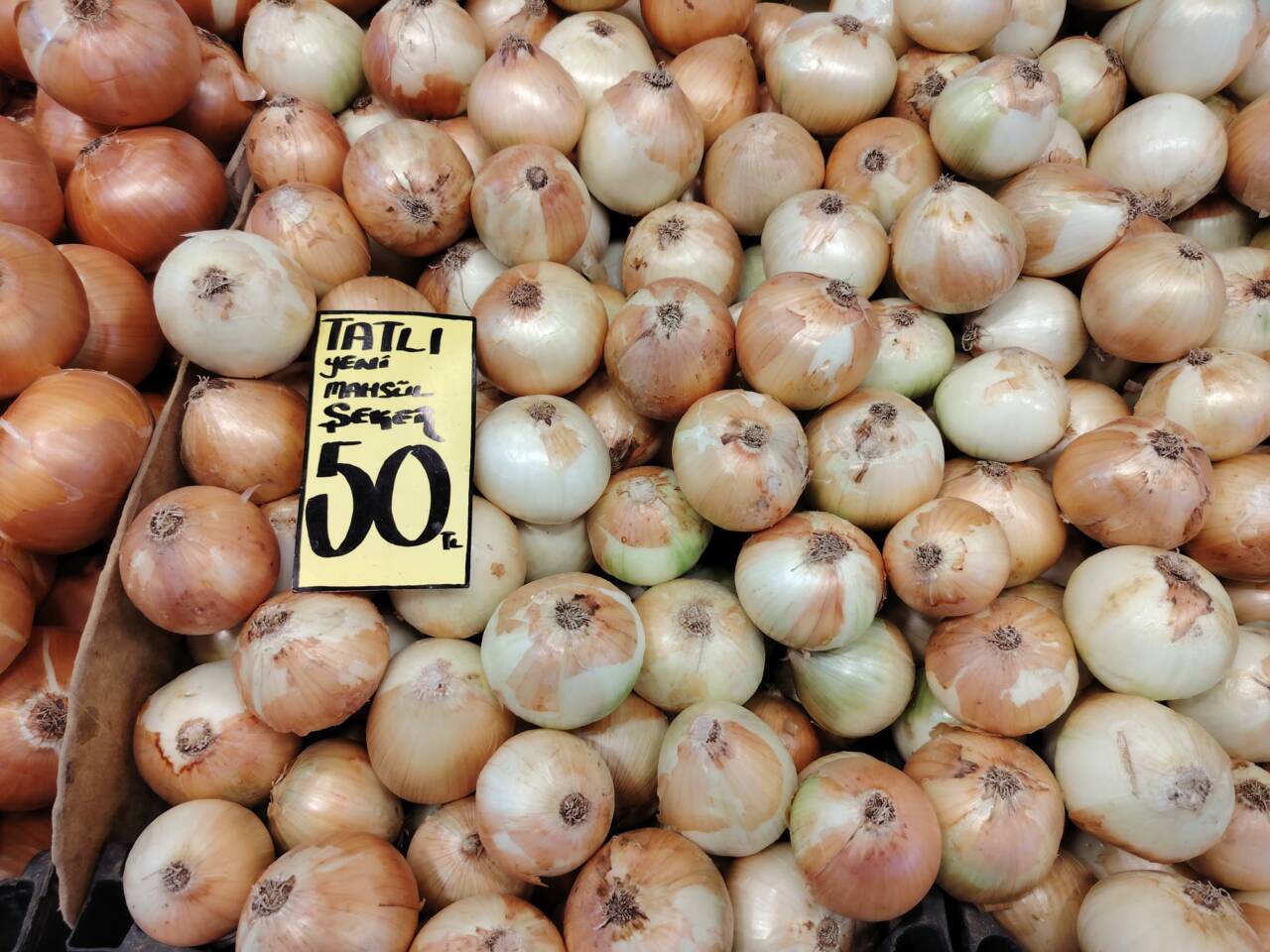Bursa'da pazar tezgahlarına yaz geldi! İşte en pahalı ve en ucuz ürünler... 5 8caa283c 9040 4454 90b8 7b9df1f24075