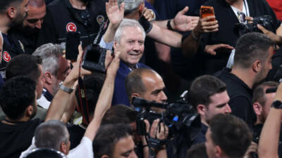 Fenerbahçe Spor Kulübü Olağanüstü Seçimli Genel Kurulu'nda Aziz Yıldırım, tarihin