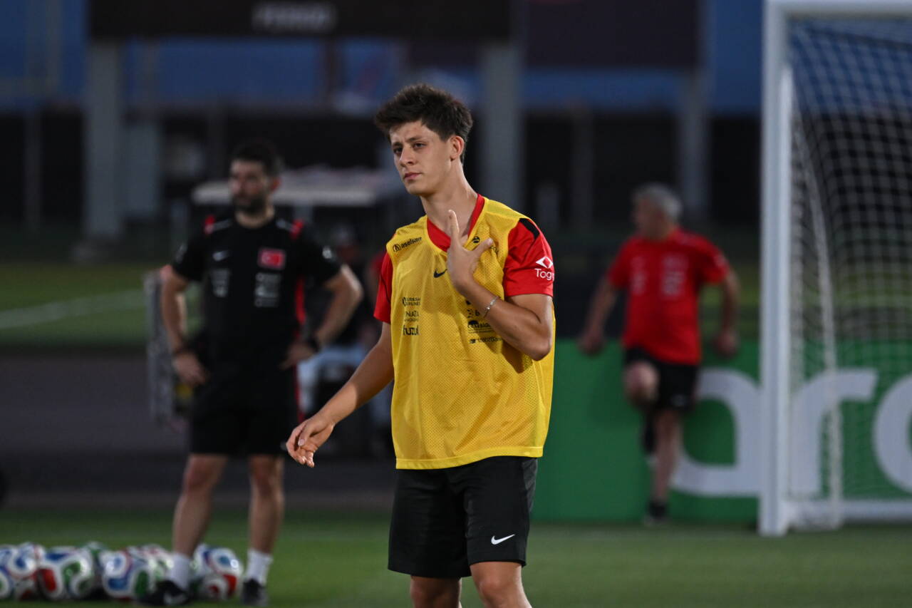 A Milli Takım'a Arizona'da ilgi büyük! Sıcaklık 40 derecenin üstünde 21 aa 20260609 41617932 41617930 amillifutboltakimiarizonadakiilkidmaninitaraftaresligindeyapti