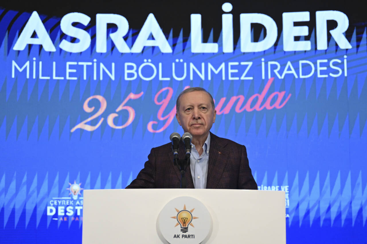 aa 20260627 41802222 41802208 akparti33istisarevedegerlendirmetoplantisi