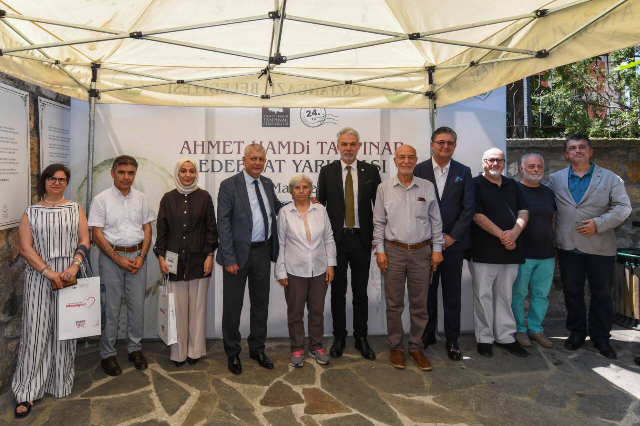 Tanpınar’ın İzinde Yeni Kalemler ödüllendirildi 6 Tanpınar’ın İzinde Yeni Kalemler Ödüllendirildi