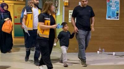Bursa'nın İnegöl ilçesinde evde oyun oynarken elektrik prizine parmağını sokarak