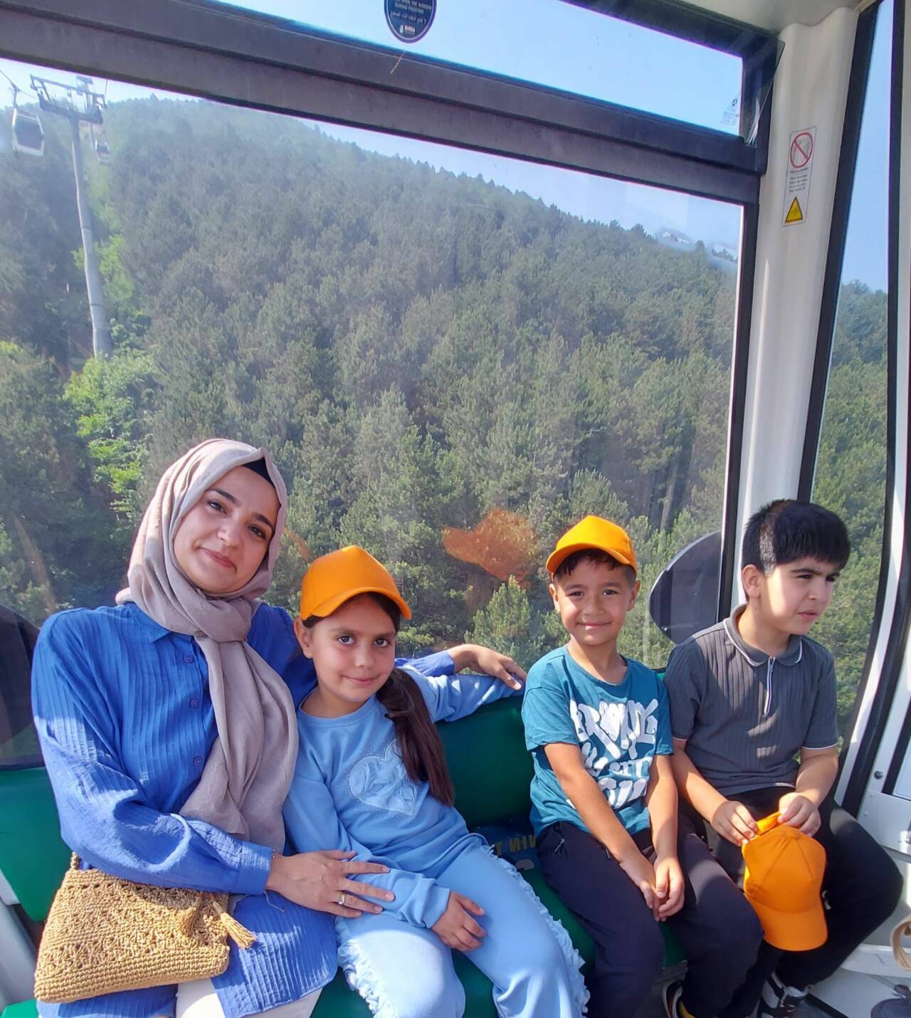 Miniklerin Bursa Uludağ’da piknik keyfi 3 ali osman gur ilkokulu 4