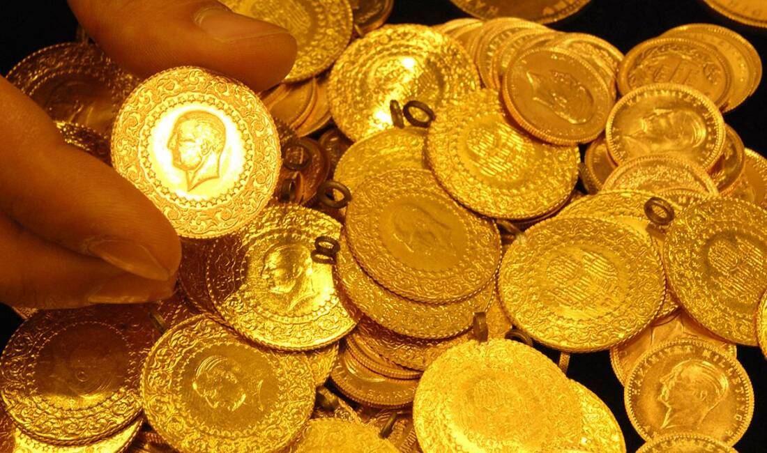 Altın fiyatları daha düşer mi? Bursa Kuyumcular Odası Başkanı Altıkardeş’den dikkat çeken tahmin Bursa Kuyumcular Odası Başkanı İsa Altıkardeş, altındaki düşüşün nedenlerini ve