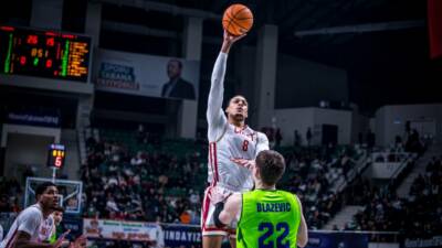 TOFAŞ Basketbol Takımı, son olarak Fransa’da Cholet Basket forması giyen