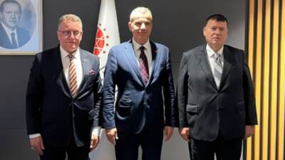 Olay Gazetesi Yazarı Ahmet Emin Yılmaz bugünkü köşesinde, Bursa Uludağ