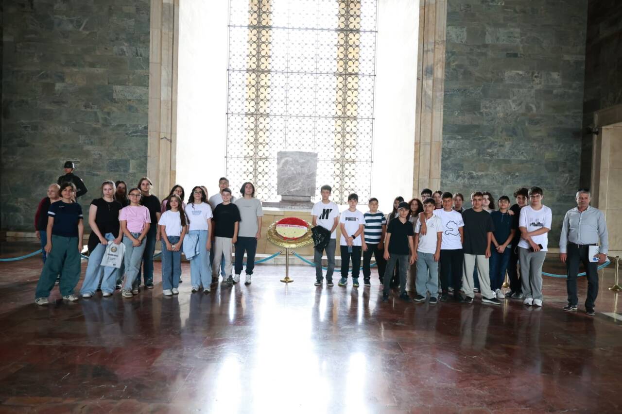Bursalı öğrencilerin motivasyonunu artıran gezi 10 Osmangazi Belediyesi’nden Öğrencilerin Motivasyonunu Artıran Gezi