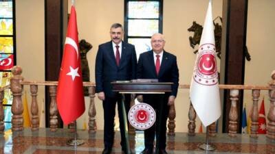 Milli Savunma Bakanı Yaşar Güler ve İçişleri Bakanı Mustafa Çiftçi