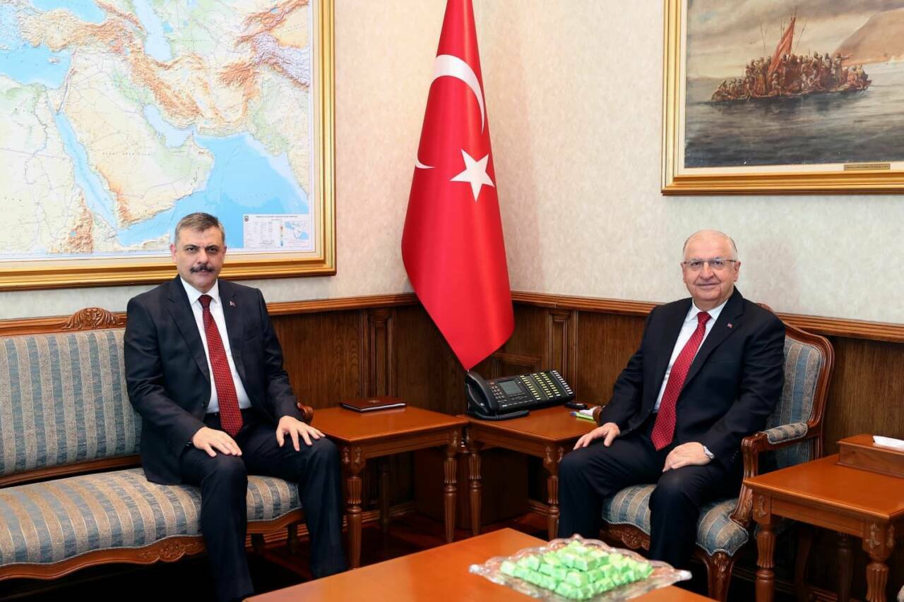 Ankara'da önemli görüşme 1 ankarada onemli gorusme 400f26c1b7a0