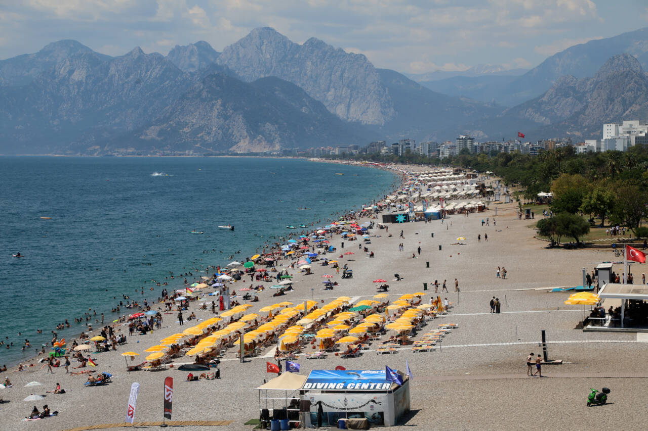 antalya sahilleri doldu tasti 2ca5a5ce44d0