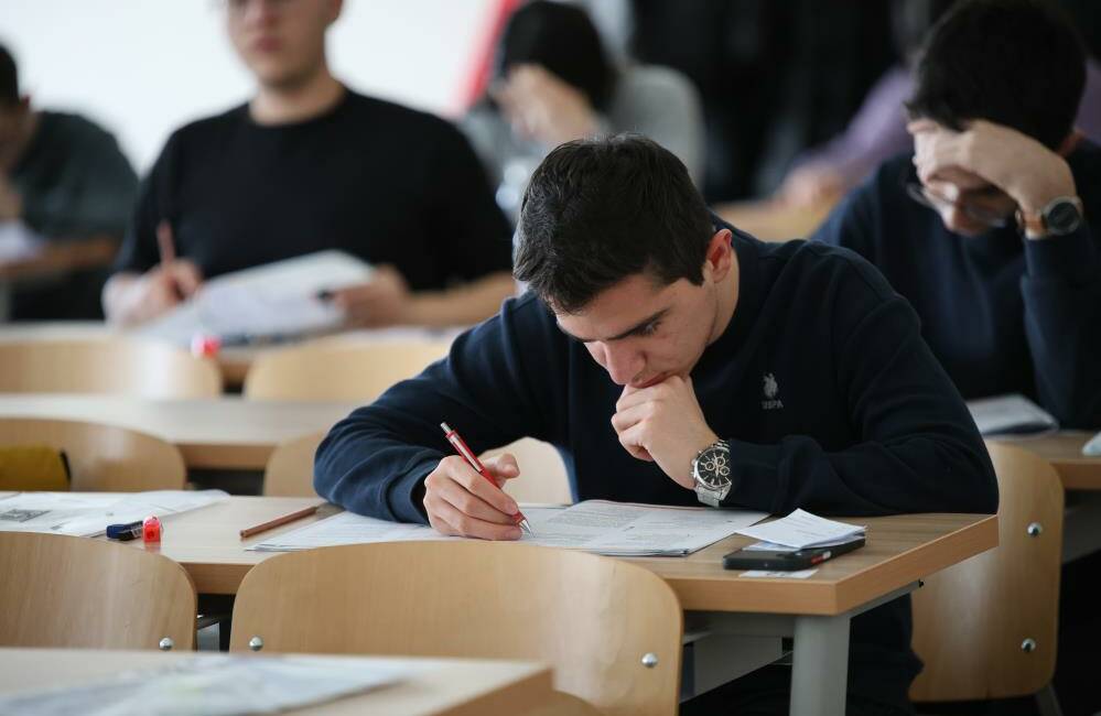 Bursa Büyükşehir Belediyesi, YKS öncesi öğrencilerin sınav heyecanını azaltmak amacıyla