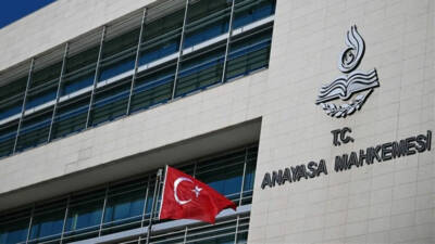 Anayasa Mahkemesi cinsiyet değişikliği için mahkeme izni alınmasını öngören düzenlemeye