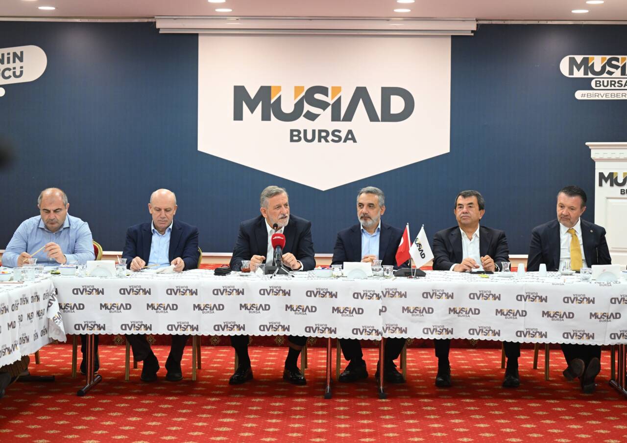 BTSO Başkanı Burkay'dan MÜSİAD'a ziyaret 1 baskan burkay musiad uyeleri ile bulustu 3