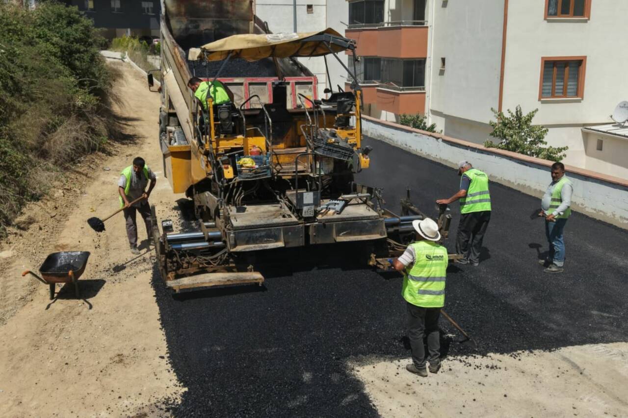 baskan deviren asfalt calismalarini inceledi 2