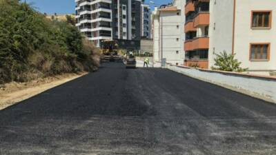 Gemlik Belediyesi, ilçe genelinde ulaşım altyapısını güçlendirmek amacıyla yürüttüğü çalışmalar