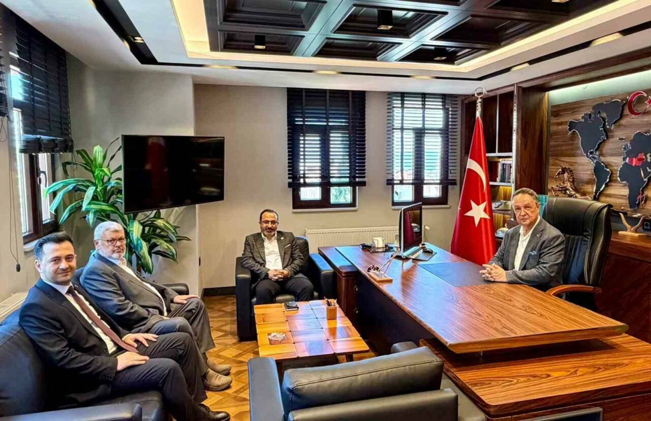 Büyük Birlik Partisi MKYK'ya Bursa'dan 5 isim 1 bbpnin kurultayinda bursadan 5 isim mkykya secildi f6c158d01fd3