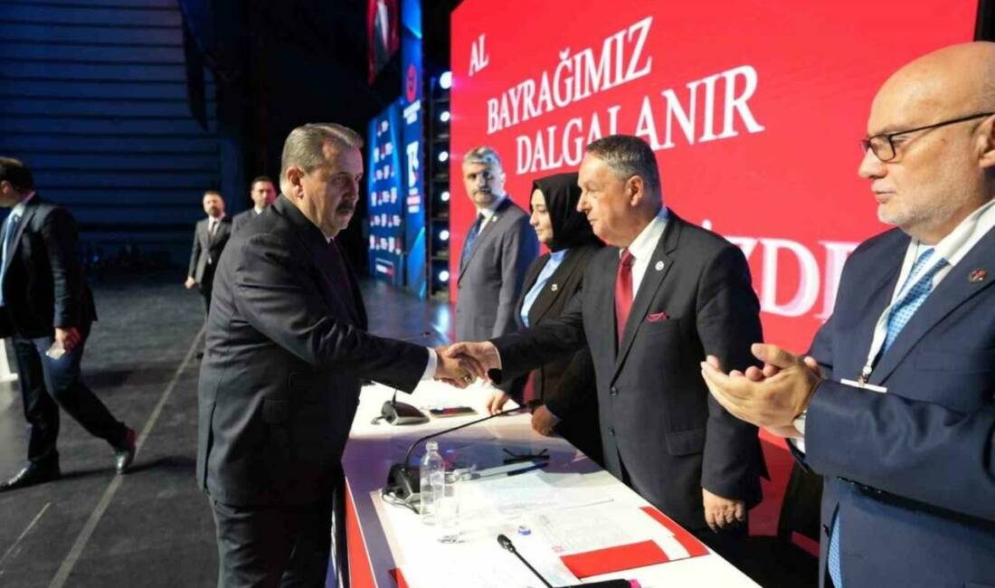 Büyük Birlik Partisi MKYK’ya Bursa’dan 5 isim Büyük Birlik Partisi’nin (BBP) 13. Olağan Büyük Kurultayı tamamlandı. Kurultay