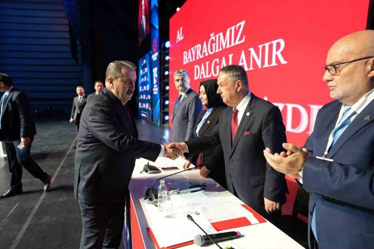 Büyük Birlik Partisi MKYK'ya Bursa'dan 5 isim 5 bbpnin kurultayinda bursadan 5 isim mkykya secildi fa1939dc6380