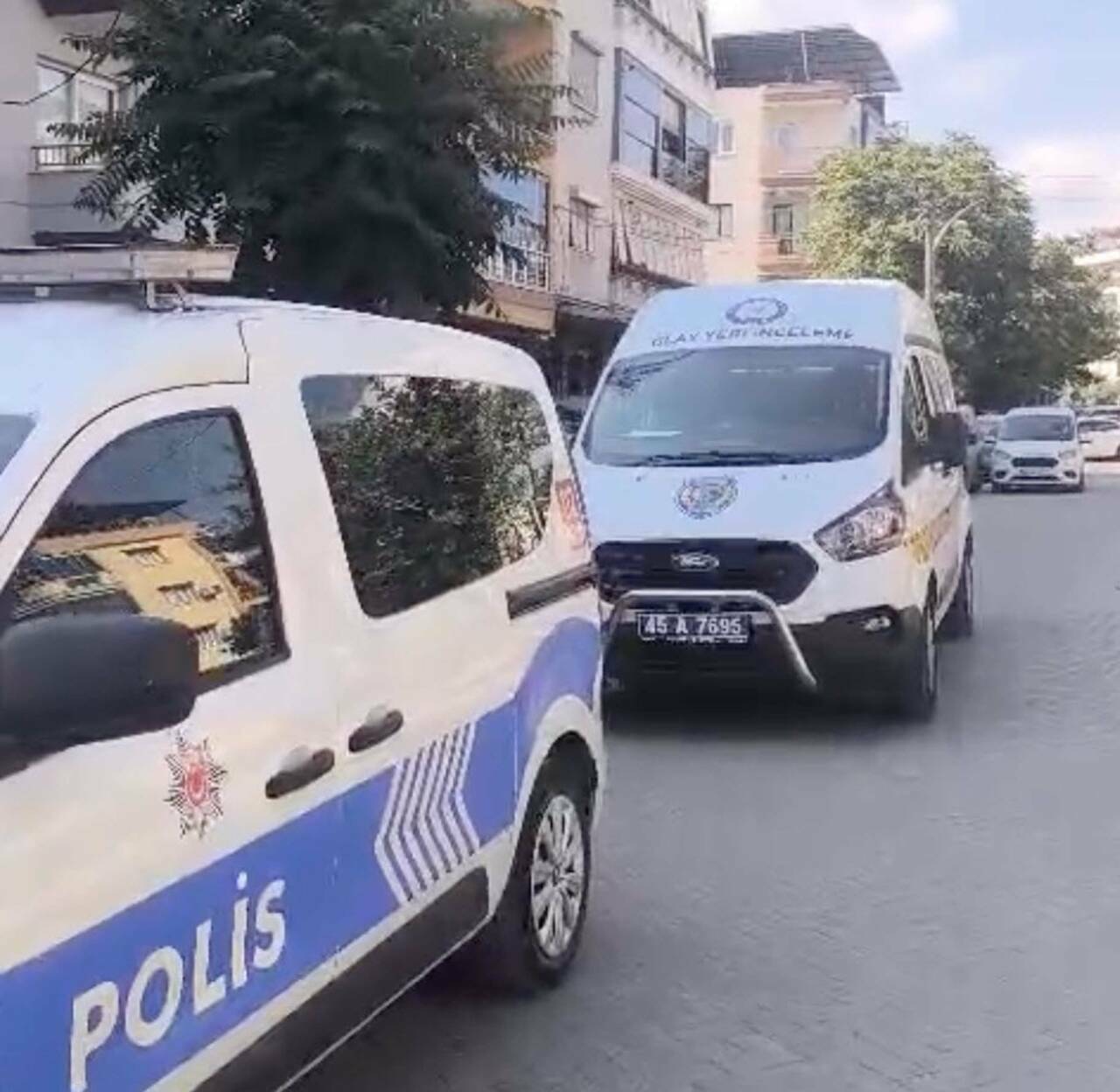 Bir dehşet haberi daha! Eşini öldürdü, kızını yaraladı 1 bir dehset haberi daha esini oldurdu kizini yaraladi ee21f44e4e31