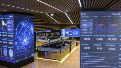 Borsa İstanbul'da BIST 100 endeksi, güne yüzde 0,12 artışla 13.889,37