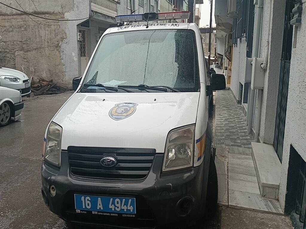 Bursa'da eşini vurmuştu! İlk duruşmada her şeyi anlattı 3 bosanma asamasindaki esini tartisma sirasinda korkutup susturmak isterken vurdugunu iddia etti ca3886a0f674