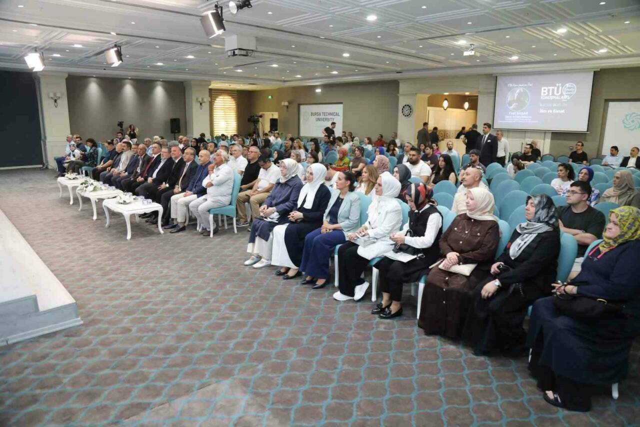 btunun onemli konugu tecrubelerini ogrencilerle paylasti 583e2a872e29