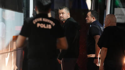 İçişleri Bakanlığı, tutuklanan Buca Belediye Başkanı Görkem Duman'ın görevinden uzaklaştırıldığını