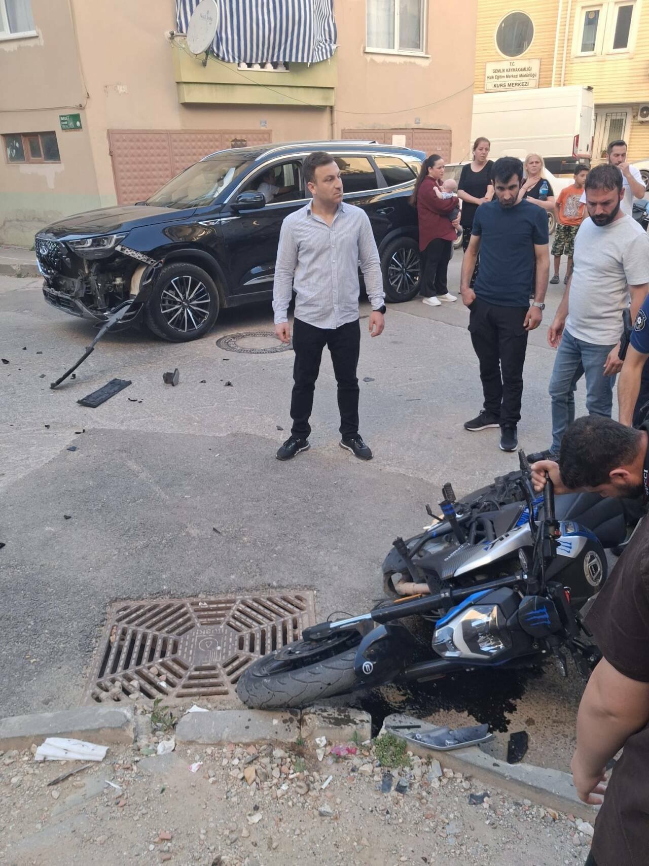 Bursa Gemlik'te feci kaza: 19 yaşındaki genç... 3 bursa gemlikte feci kaza 19 yasindaki genc ddf8b442ceb9