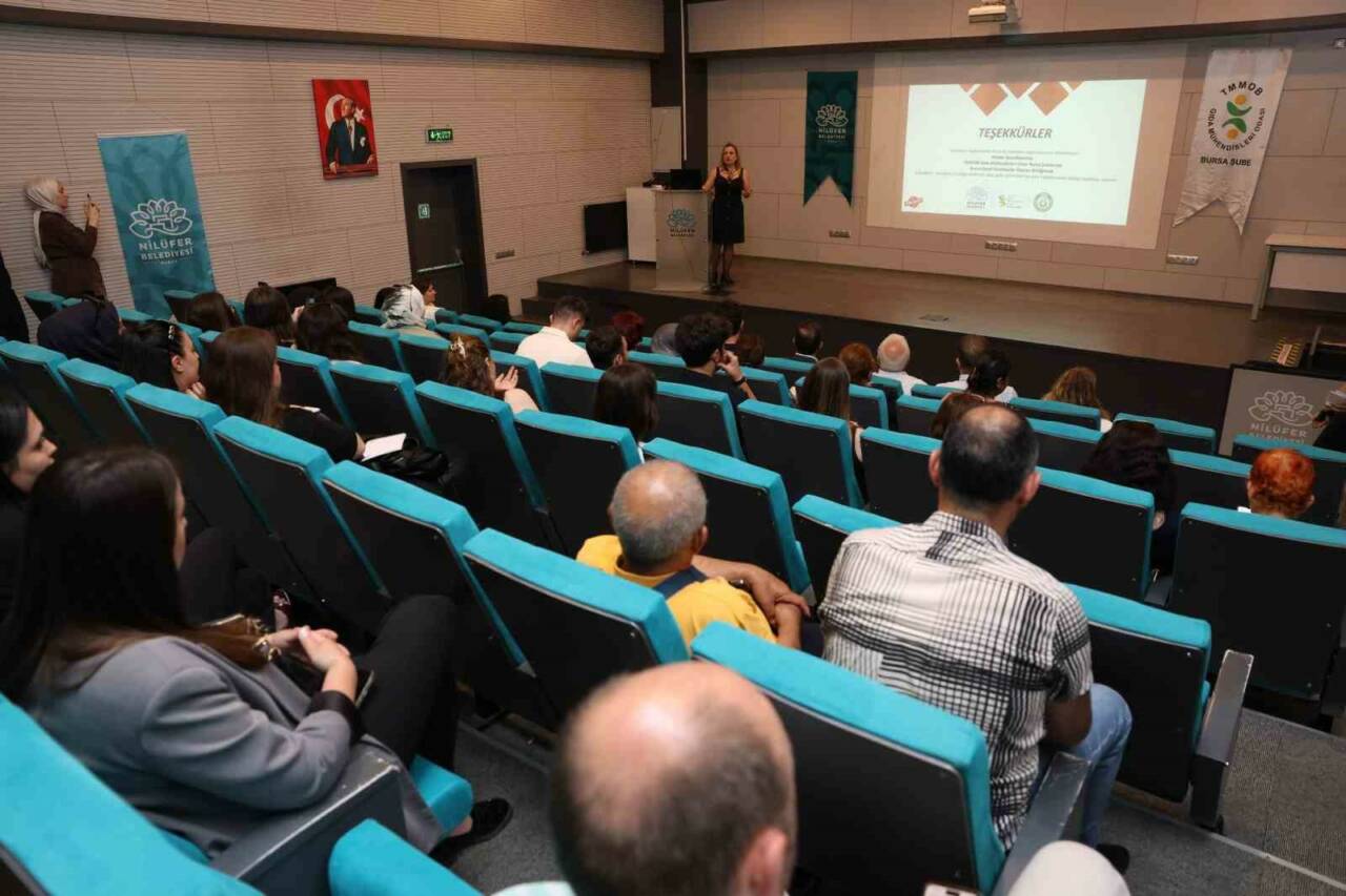Bursa Nilüfer’de güvenli gıda semineri 3 bursa niluferde guvenli gida semineri 6861912481a5