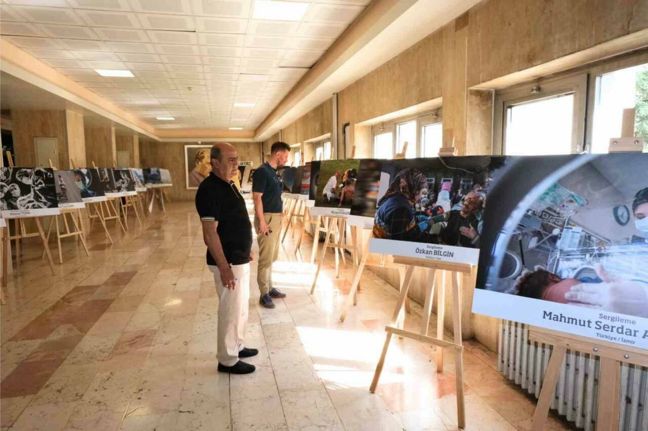 bursa uludag universitesinde fotograf sanatiyla kadin sagligina vurgu ebc51f4ff0f0