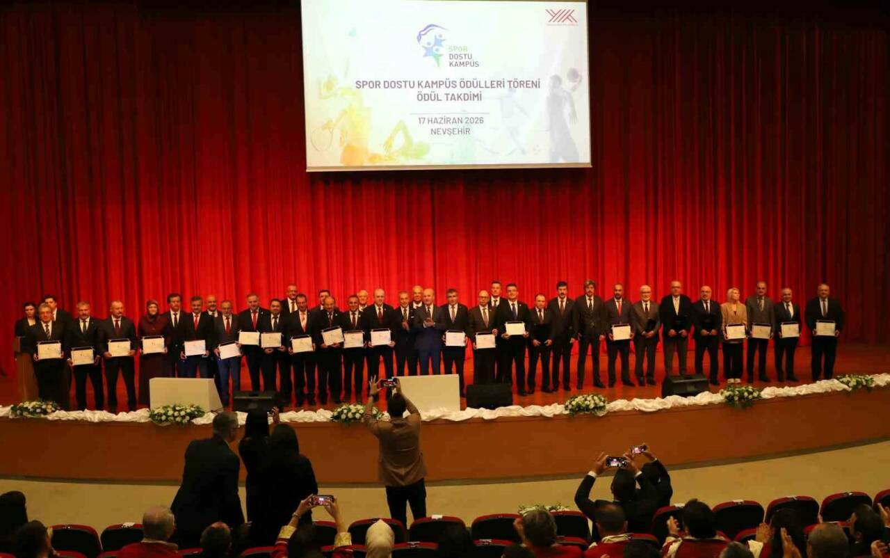 Bursa Uludağ Üniversitesi'ne yeni ünvan 1 bursa uludag universitesine yeni unvan cbe806fc8027