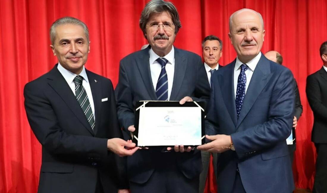Bursa Uludağ Üniversitesi’ne yeni ünvan Yükseköğretim Kurulu (YÖK) tarafından öğrencilerin ve üniversite çalışanlarının spor kültürünü