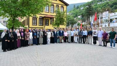 Yıldırım Belediyesi’nin gençlerin akademik ve entelektüel gelişimine katkı sunmak amacıyla
