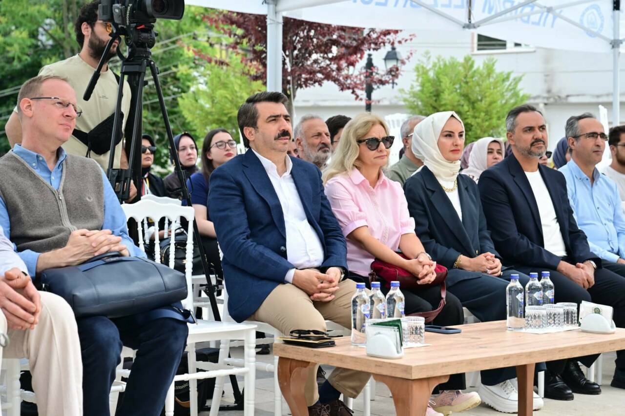Bursa Yıldırım’da düşünen ve üreten gençler yetişiyor 1 bursa yildirimda dusunen ve ureten gencler yetisiyor a72520420bdc