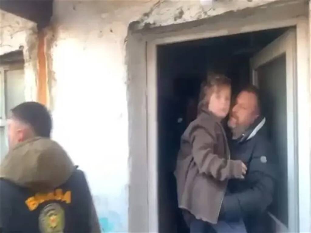 Bursa'daki aile dramında yeni detay: 7 yıl sonra bulunan Nazar bu sayede kurtulmuş... 6 bursada aile drami 7 yil sonra bulunan nazar bakin bu sayede kurtulmus e88750de25e6